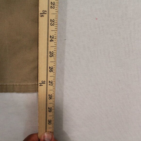 Van Heusen Men Tan Chino Shorts Never Tuck Slim Size 32X30 - Picture 5 of 10